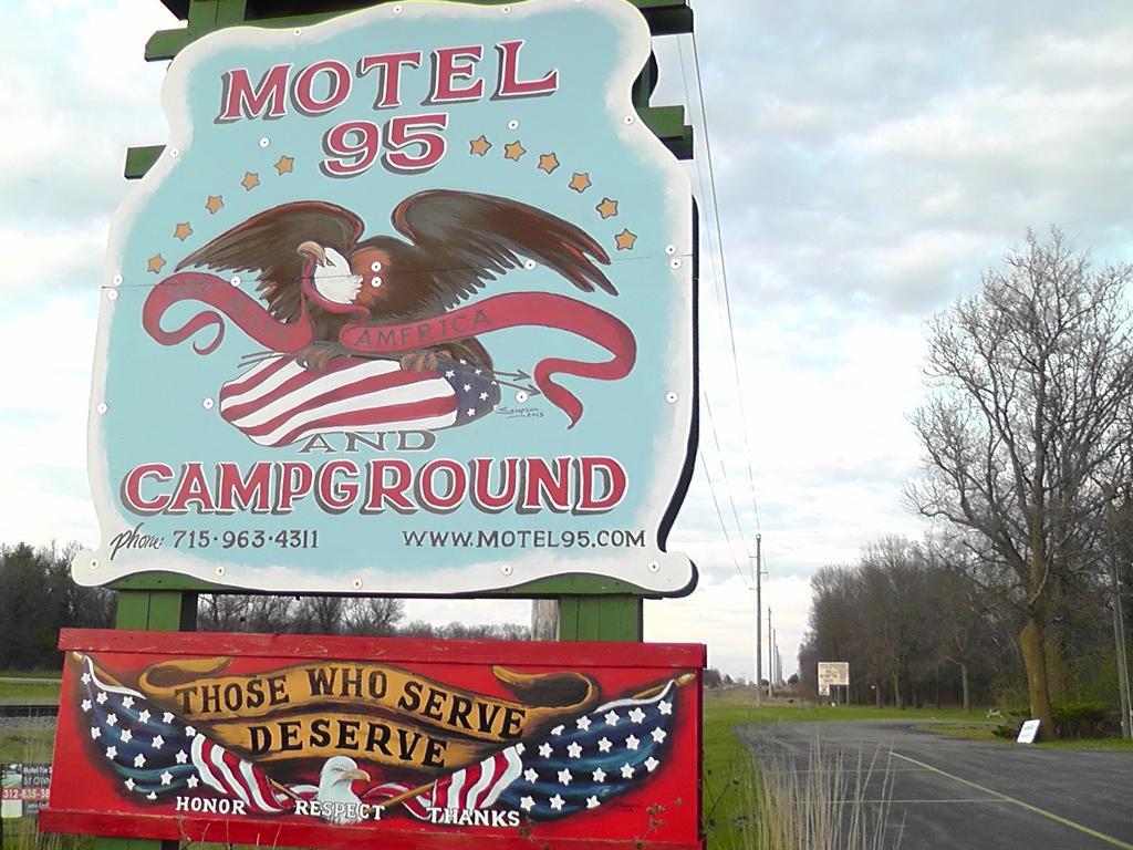 Motel 95 & Campground Hixton Kültér fotó
